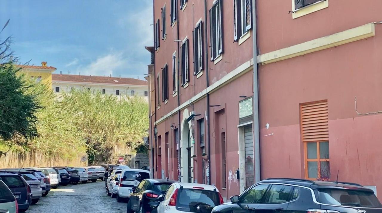Guest Art Trastevere Station With Ac โรม ภายนอก รูปภาพ