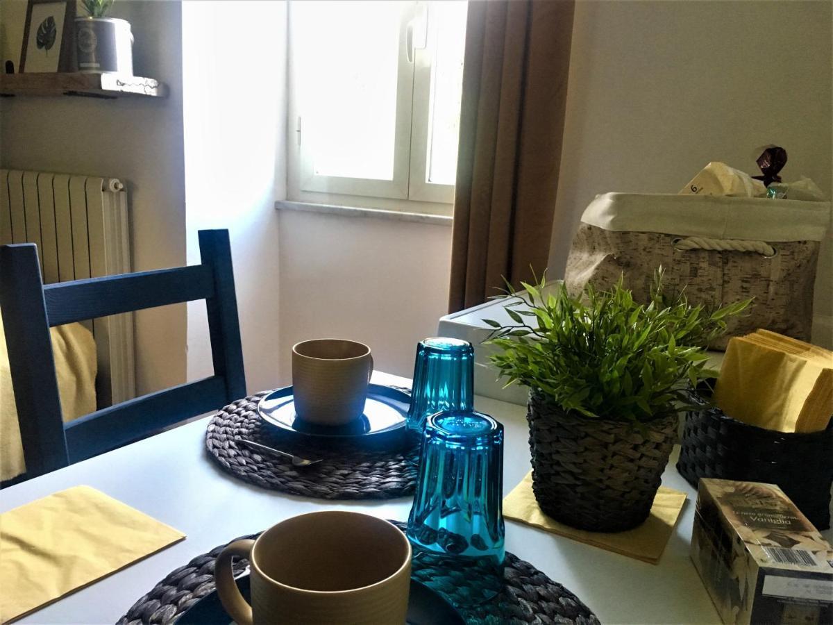 Guest Art Trastevere Station With Ac โรม ภายนอก รูปภาพ